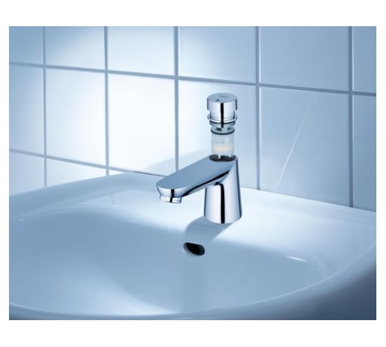 Автоматический вертикальный вентиль Grohe Euroeco Cosmopolitan T 36265000