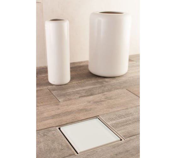 Точечный трап Pestan Confluo Standard 15х15 White Glass 3 1300009