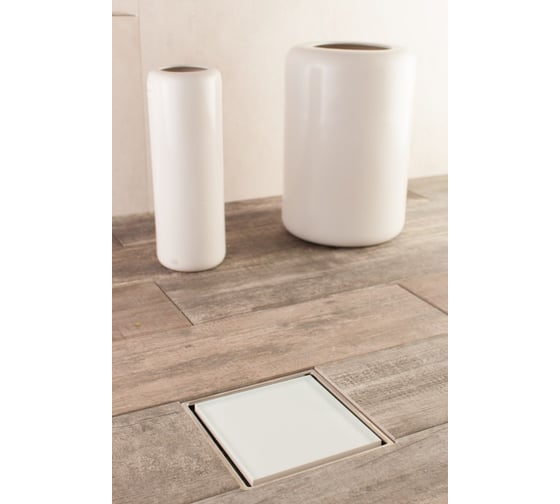 Точечный трап Pestan Confluo Standard 15x15 White Glass 13000098
