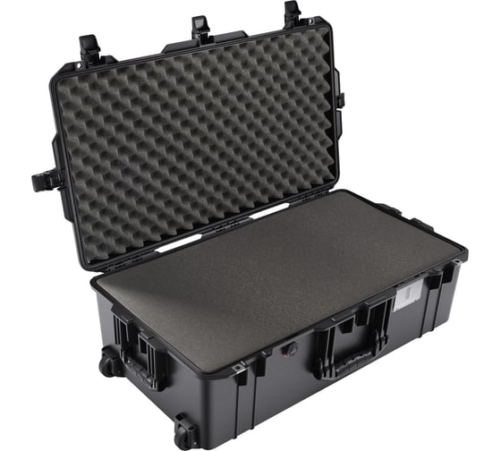 Защитный кейс Pelican Air 1615 черный с поропластом 016150-0001-110E