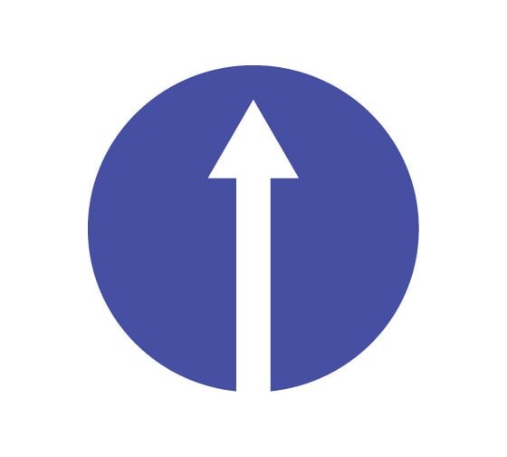 Дорожный знак Конвера-D 4.1.1 Движение прямо пл. тип А, II т/р(D700мм) 00-4390-56