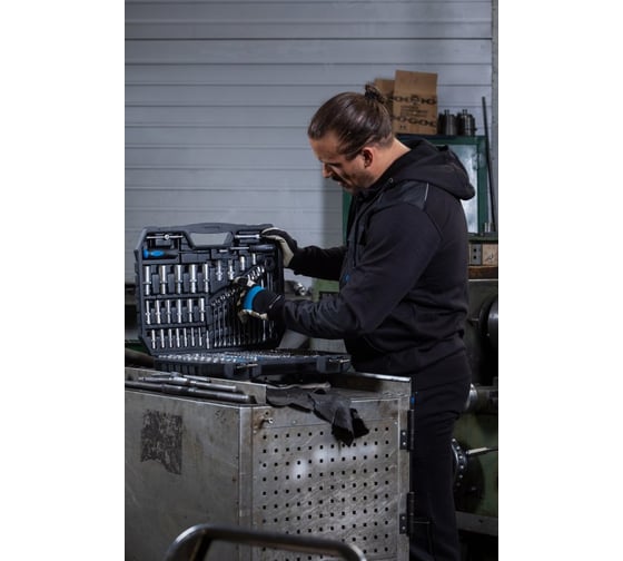 Толстовка черная HOEGERT TECHNIK THEO S (48) HT5K903-S