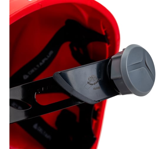 Каска Delta Plus красная QUARUP3RO