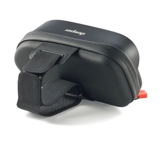 Зимний чехол для смартфона Deeper Winter Smartphone Case 2.0 FLACCI8