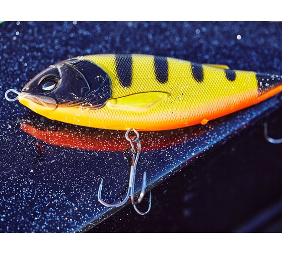 Плавающий воблер  Lucky John LJ BBS Original ARROW JERK F 015.00/029 LJO0515F-029