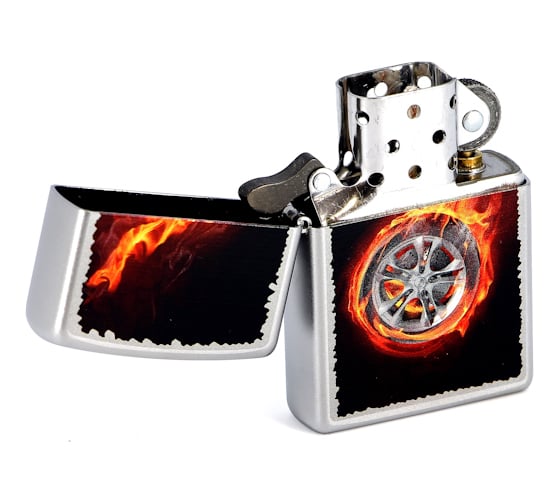 Зажигалка Zippo Tire On Fire, с покрытием Satin Chrome 205 Tire On Fire