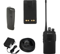 Портативная радиостанция Motorola VX-261-G6-5