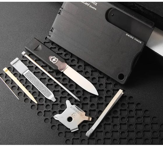 Швейцарская карточка Victorinox SwissCard Quattro, 14 функций, полупрозрачная чёрная 0.7233.T3
