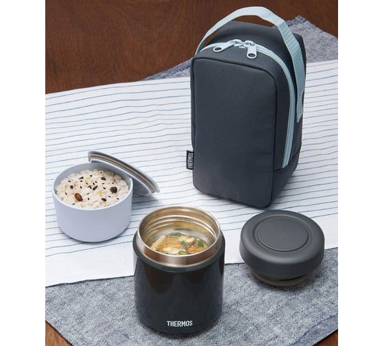 Термос из нержавеющей стали с пластиковым контейнером в чехле THERMOS JBY-550 0.55L 373892