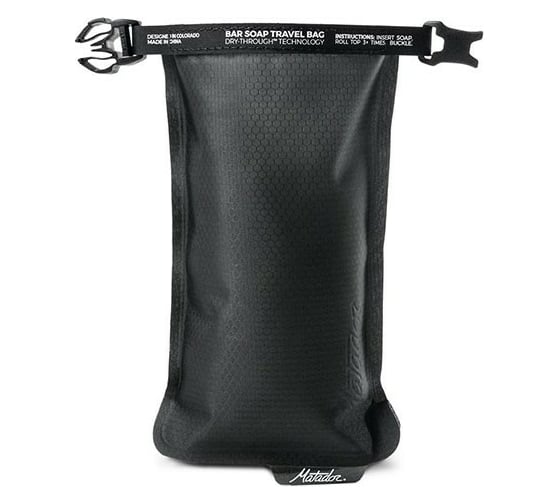 Мягкий футляр для мыла MATADOR FlatPak Soap Bar Case черный MATFPS1001B