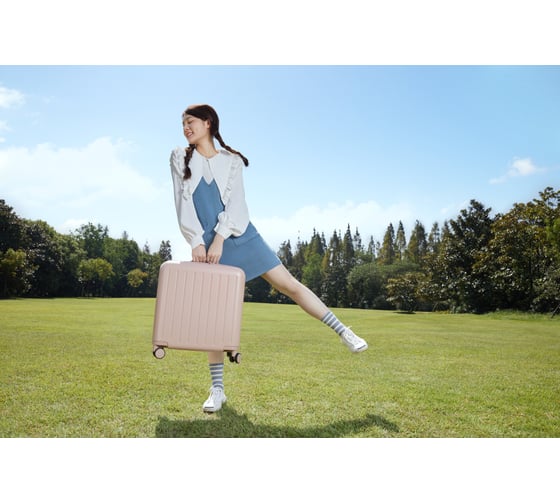 Чемодан NinetyGo Lightweight Pudding Luggage 18" розовый 211002