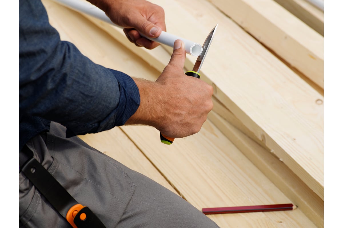Нож для тяжелых работ с точилкой Fiskars 1023619 - выгодная цена ...