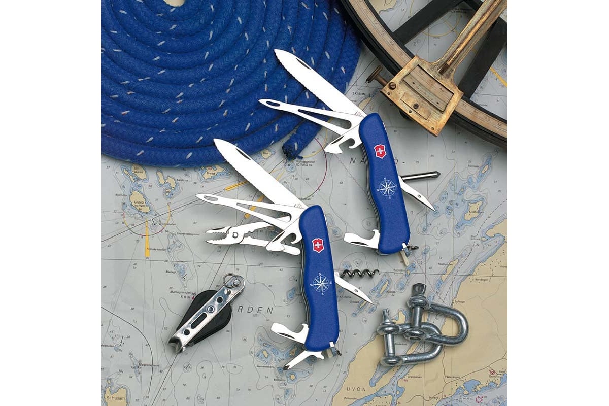 Victorinox skipper blue sale