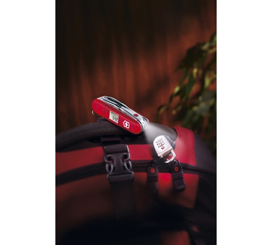 Швейцарский нож красный полупрозрачный Victorinox Traveller Lite 1.7905.AVT