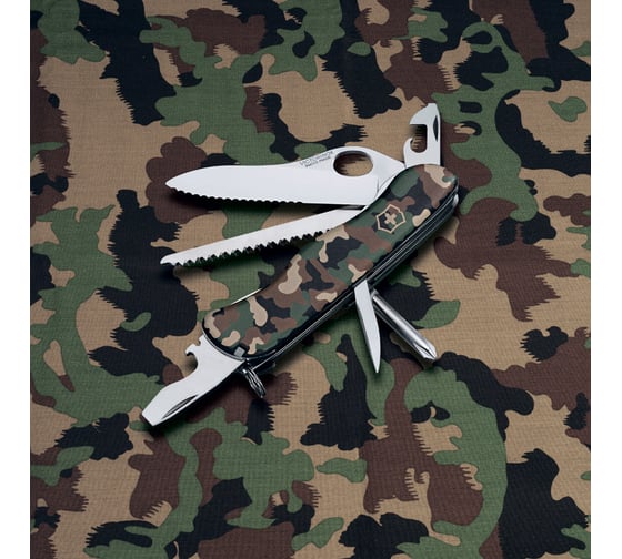 Нож Victorinox Trailmaster One Hand 111 мм 0.8463.MW94