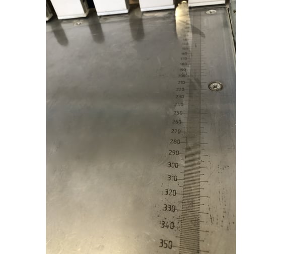 Электромеханическая гильотина ИнноТех R-1300 4R1300