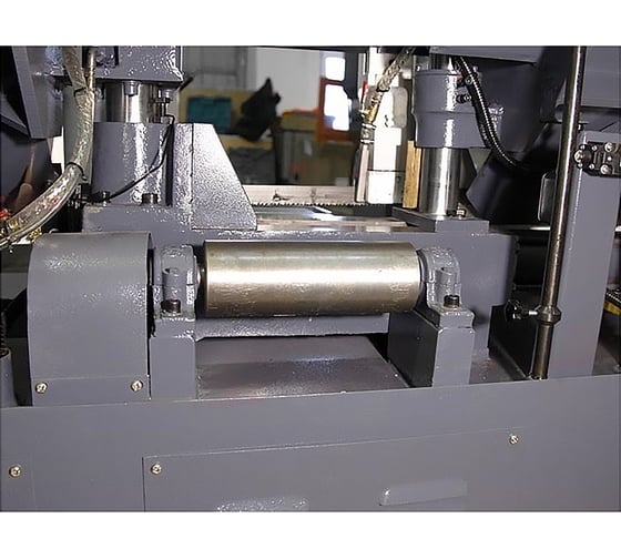 Полуавтоматический двухстоечный ленточнопильный станок FABTEC G4230 58283