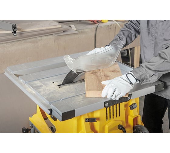 Настольная пила 1800 Вт Stanley SST1800
