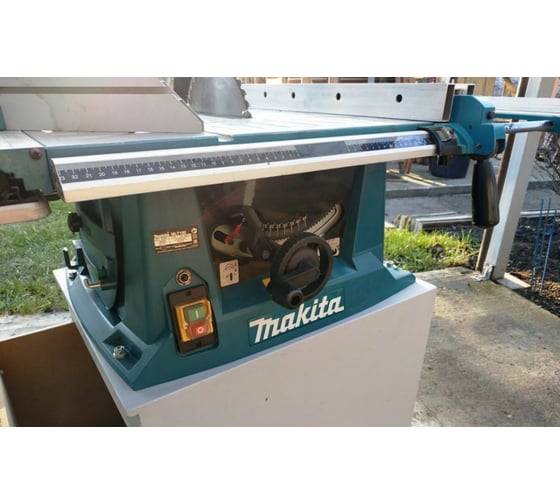 Настольная пила Makita MLT100N 6