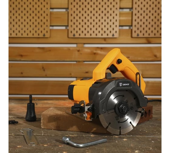 Пила дисковая алмазная DEKO DKCS1450W 115 мм, 1450 Вт, с подачей воды 084-1048