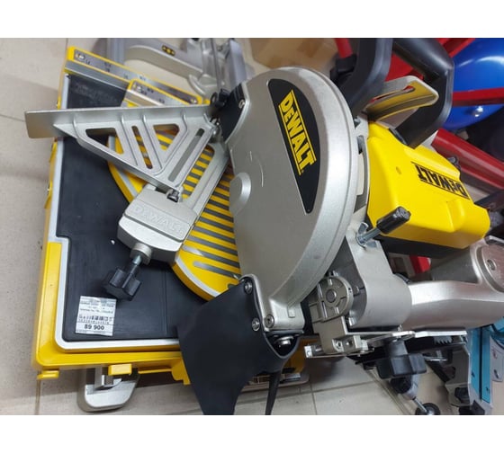 Плиткорезный станок DEWALT D24000 30