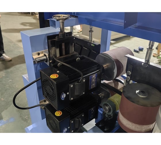Профильно-шлифовальный станок проходного типа Delta Machinery deltamachinery dws-180 02-6667