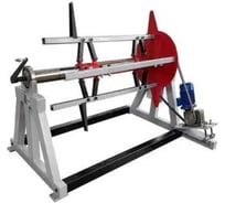 Разматыватель металла с электроприводов ООО «СтанГрупп Рус» MCD-1530