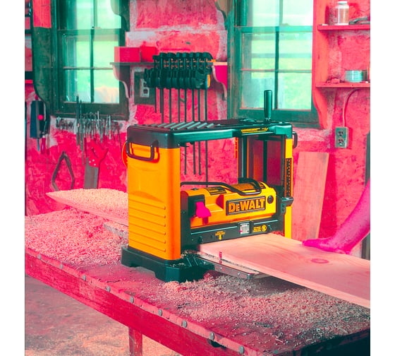 Рейсмусовый станок DEWALT DW733-QS