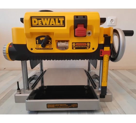 Рейсмусный станок DEWALT 1800 Вт, макс. ширина 330 мм DW735-KS 31