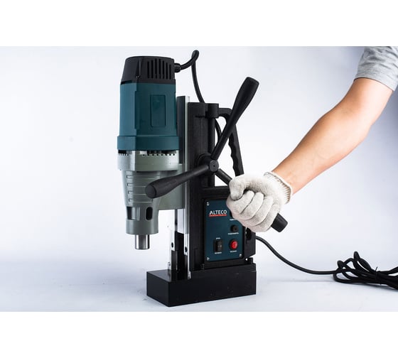 Сверлильный станок с магнитной стойкой Alteco Professional MD 1938 13543
