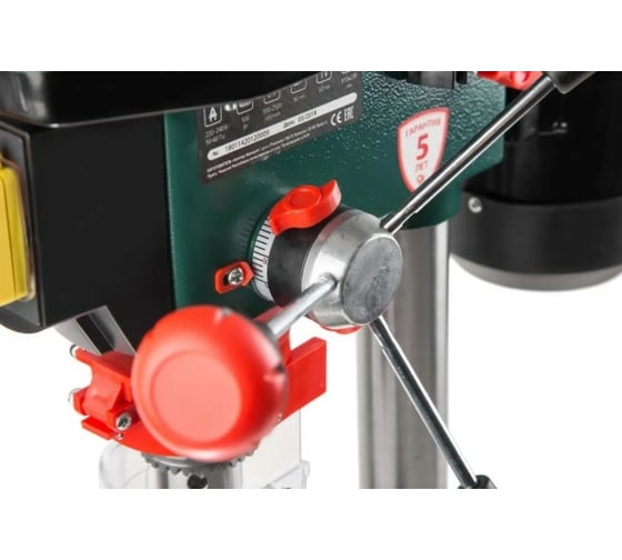 Сверлильный станок HAMMER Flex STS500T 500Вт 500-2500об/мин патрон 16мм 9ск + тиски 545475