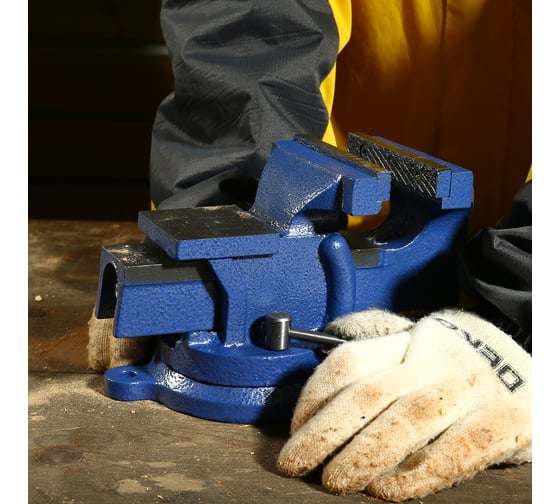 Слесарные тиски DEKO CL10, поворотные, 100 мм 065-0962