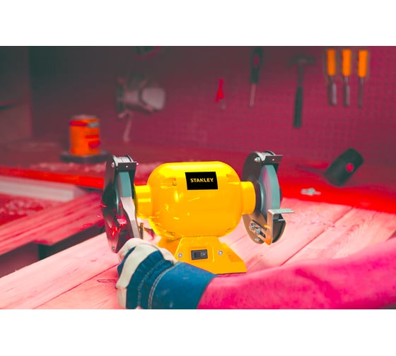 Электроточило Stanley STGB3715