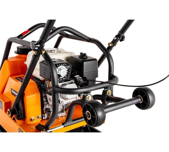 Виброплита с баком для воды 5.5 л.с. Gigant Honda Engine BVP95T-H160