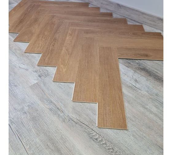 Кварц-виниловый ламинат Aspenfloor Резорт  SPC 43 класс, 5 мм, RE8-02 Шамони 4V, 640x128x5мм, 0.3 мм, 1.311 м2, 16 шт. 4680427110634