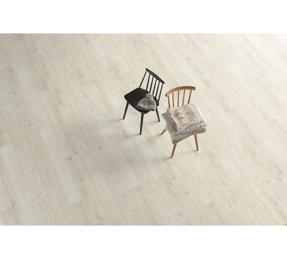 Ламинат EGGER EHL122 Дуб Ривалго белый 8/33, с фаской, 1.994 м2, 8 шт./уп. 1523790