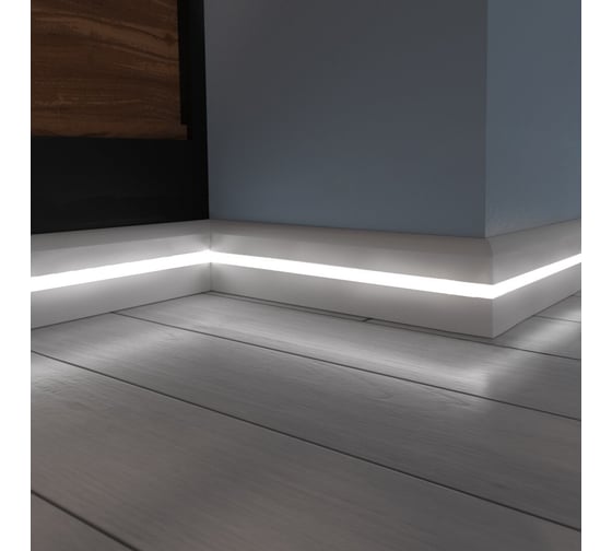 Плинтус напольный (80х12х2000 мм) Evrowood PN050LED