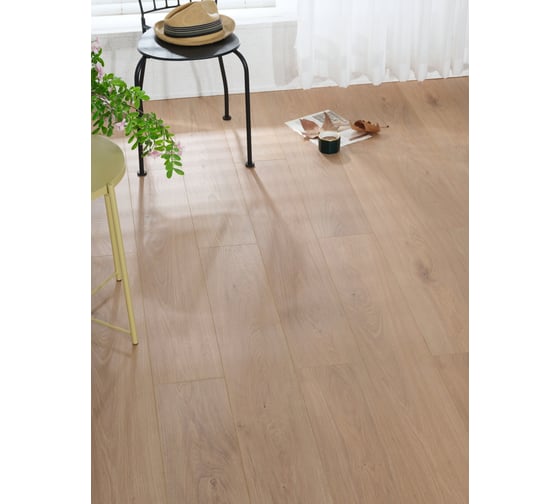 Ламинат Lamiwood SELECT 8, Дуб Медовый (1215х195х8мм) 1,9 м2 818