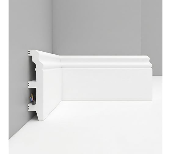 Плинтус напольный Decomaster 100x22x2400 мм белый матовый D232-115 ДМ