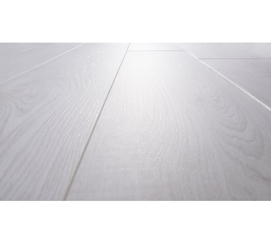 Ламинат Tarkett Ellade Oak Zefir, 32 класс, толщина 8 мм, 2.005 кв.м 408070