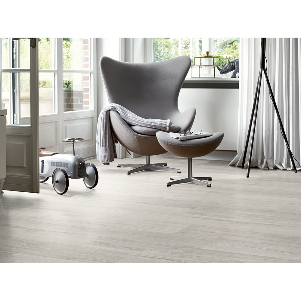 Ламинат EGGER Home Дуб Элва серый, 33 класс, толщина 10 мм, 1.740 кв.м ...