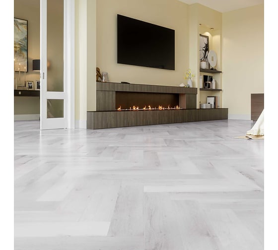 Напольное замковое покрытие Home Expert Natural Дуб Зимний лес 1220x150x4.5 мм, 0.3 мм, фаска, 12 шт. в упаковке 1028-29