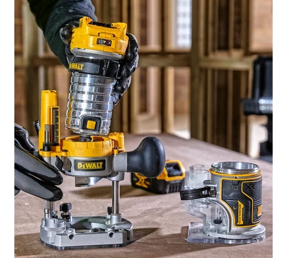 Фрезер DEWALT 18.0 В XR DCW604N-XJ