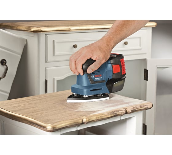Аккумуляторная вибрационная шлифмашина Bosch GSS 18V-10 06019D0200