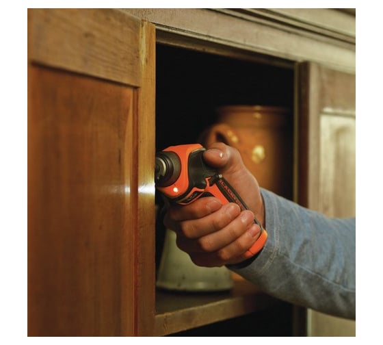 Аккумуляторный винтоверт Black&Decker CS3652LC