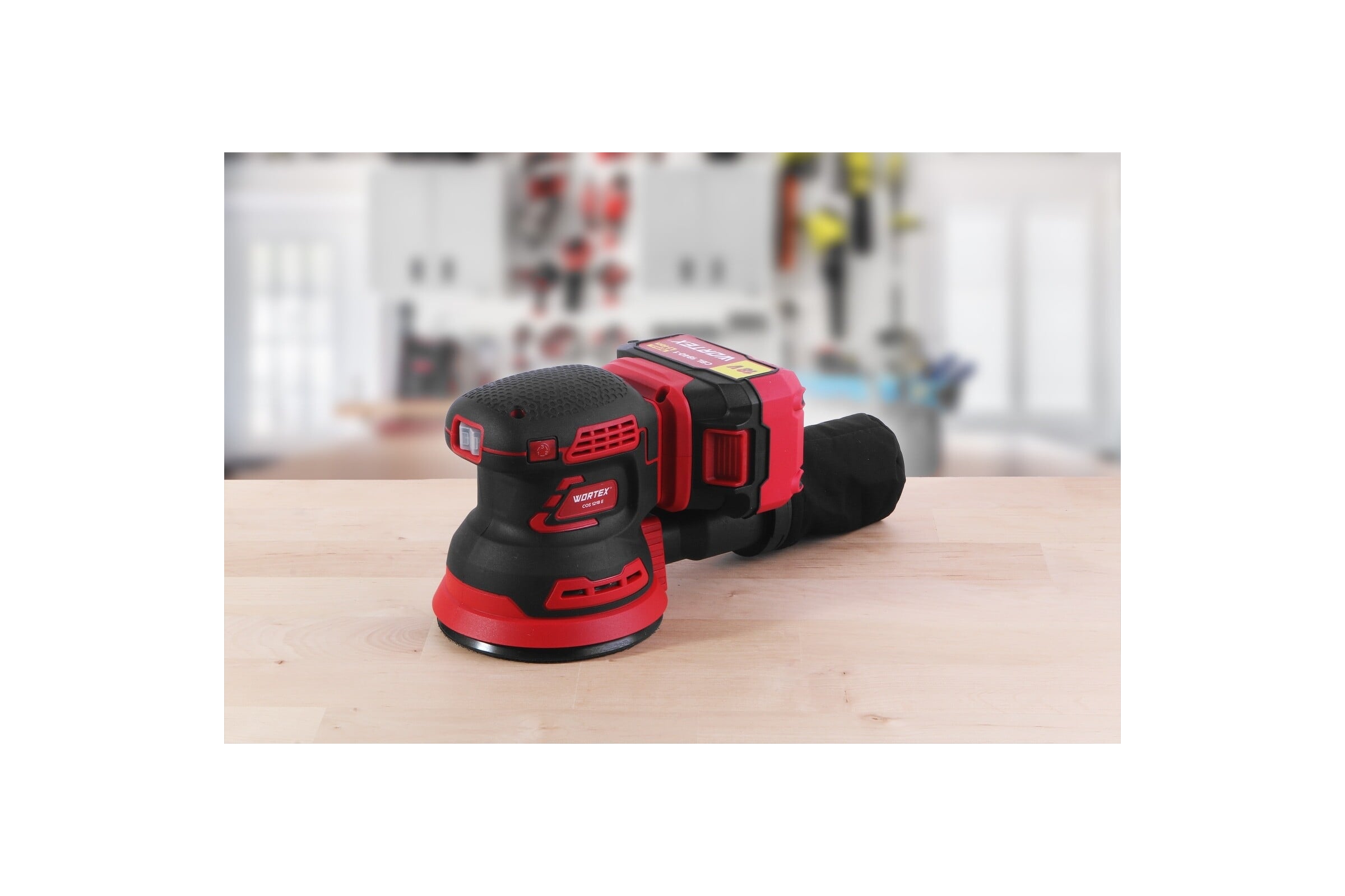 Аккумуляторная эксцентриковая шлифмашина WORTEX COS 1218 E в кор