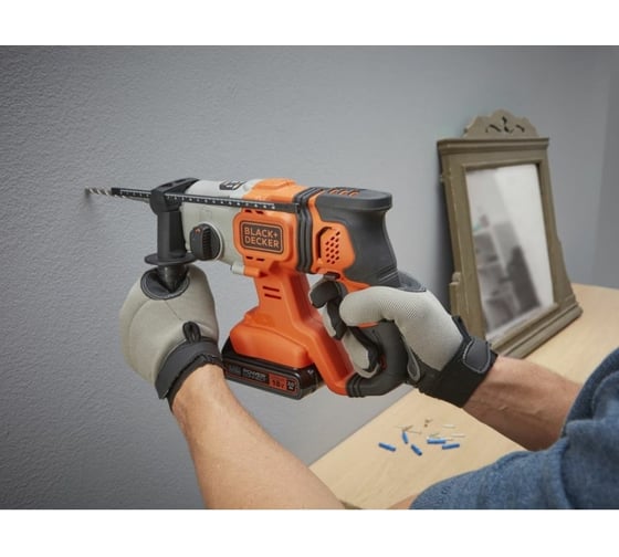 Аккумуляторный перфоратор Black&Decker BCD900B-XJ