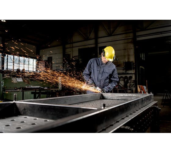 Аккумуляторная угловая шлифмашина Metabo WB 18 LT BL11-125 Quick 613054650