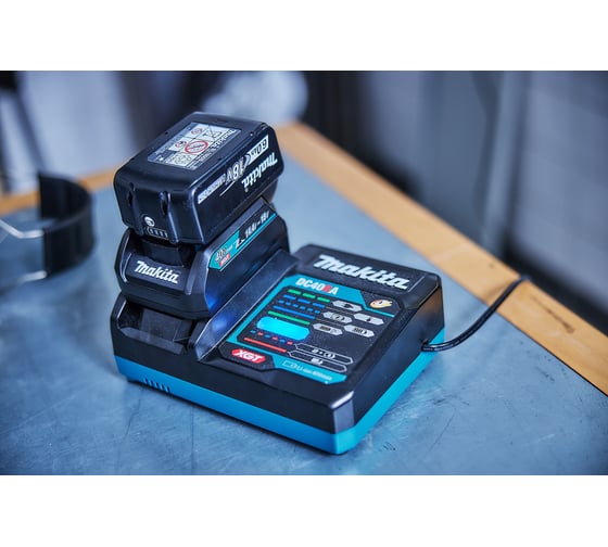 Адаптер для з/у XGT для зарядки LXT аккумуляторов Makita 191C11-5