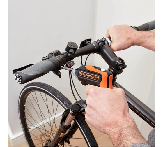 Аккумуляторный винтоверт Black&Decker 3.6В BCF611CK-QW